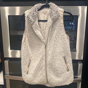 Cozy Vest with Zipper Pockets